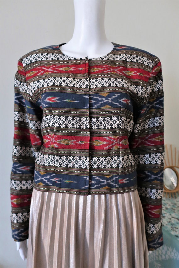 Vintage Thai handwoven silk jacket boxy cut with … - image 3