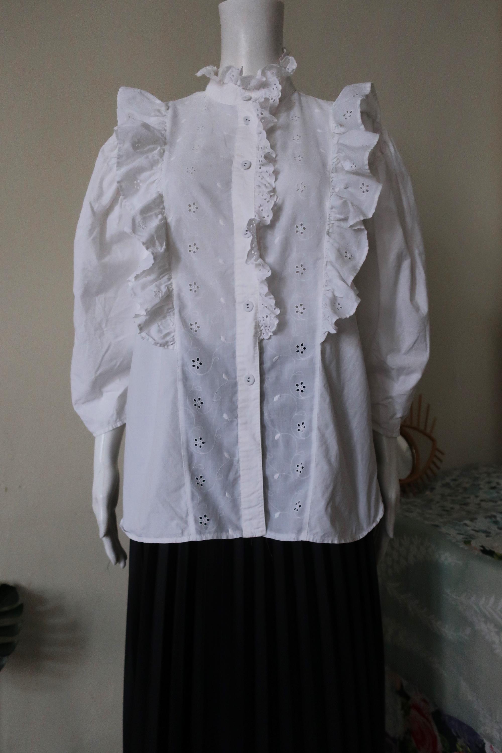 German Ruffles German Vintage Le Truc White Cotton Trachten Blouse With Ruffle Details ...