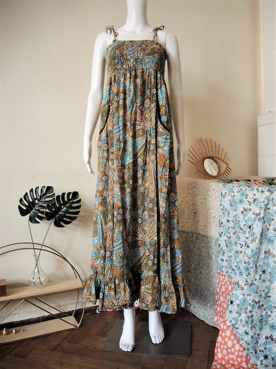 Vintage floral smocked cotton maxi strap dress su… - image 3