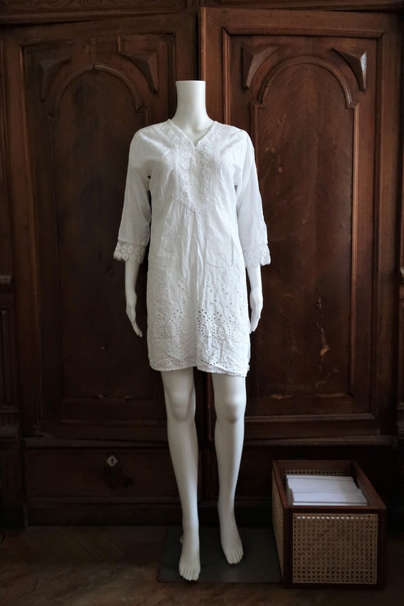 Vintage Indian white cotton folklore tunic blouse 