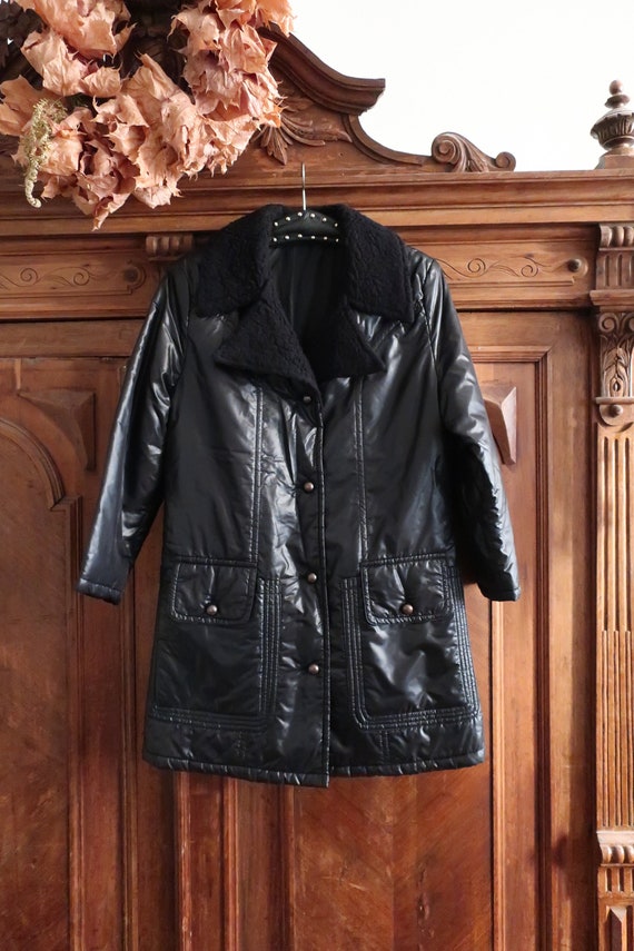Black padded shiny coat deals