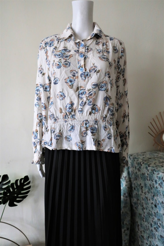 Swedish Vintage Petri floral blouse with elasticat