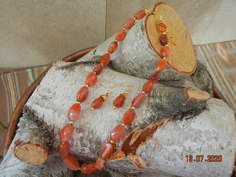 Tumble Polished Carnelian Nugget Gold-tone NecklaceEarring Set