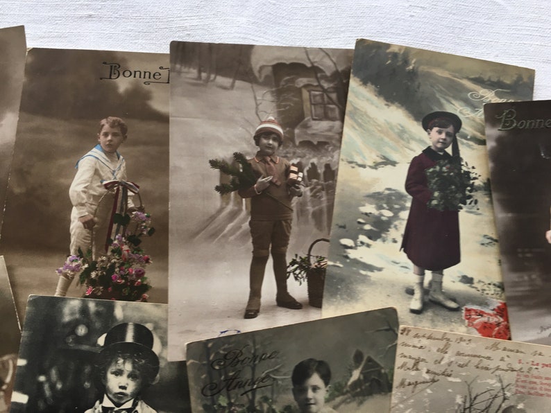 Original années 1900 années 1920 lot de 10 cartes postales fantaisie jeunes garçons vintage Ephemera Papier antique collant découpe Scrapbooking image 5