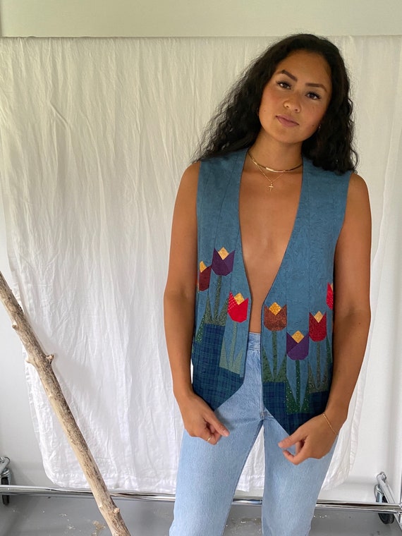 Handmade Quilted Reversible Vest with Tulips, vint