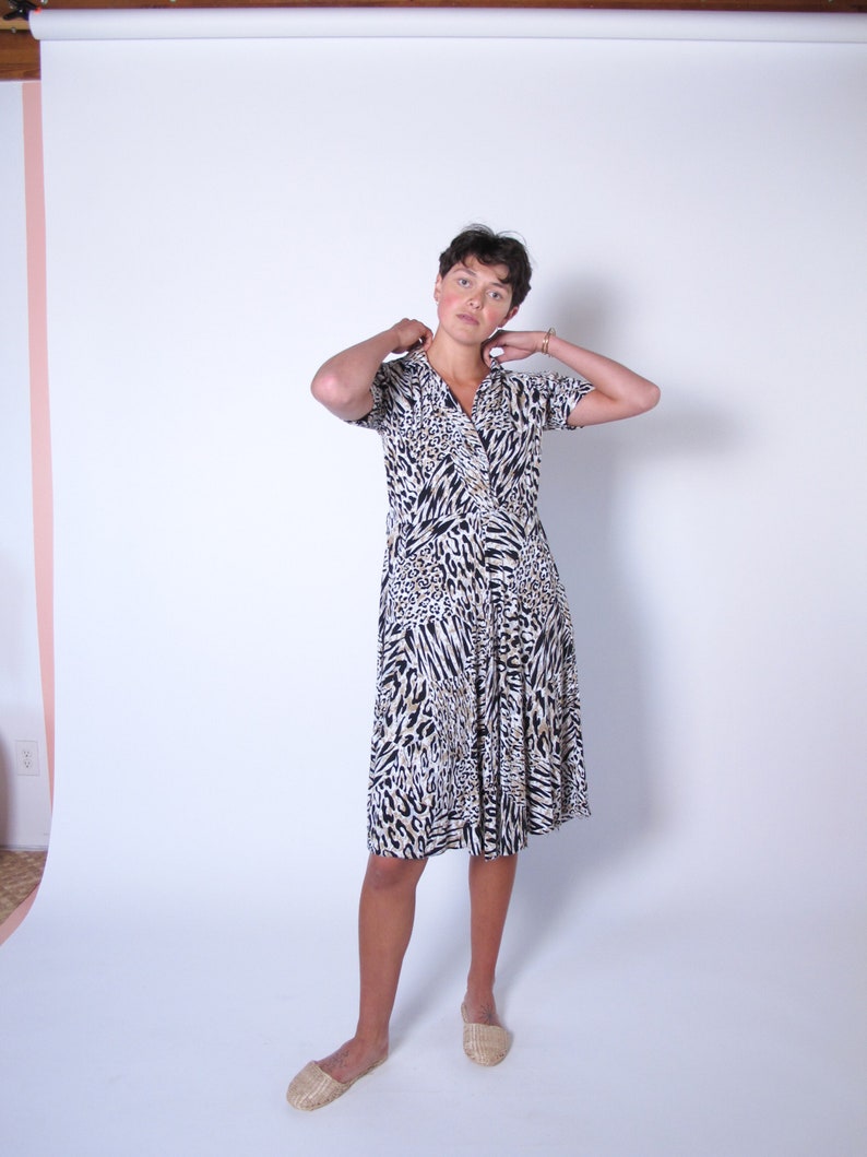 tiger dress vintage dresses,1990/'s vintage Rayon Tiger Print Dress animal print 1990/'s dress tiger dress summer dress light sun dress