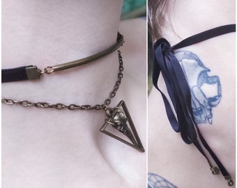 The Crone - Trinity Bird Skull Velvet 2-Tier Choker