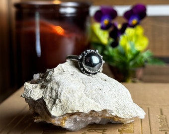 Hematite Orbit Handcrafted Sterling Silver Ring - Handmade Metalsmith Jewelry - Kentucky Artist - Size 7.5