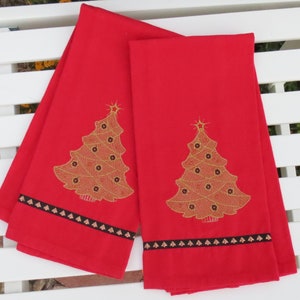 Christmas Tree set-2 Red Dish Towel, Holiday dish towel, Red kitchen dish towel, Red kitchen linens, Christmas gift, Christmas Tree Towel