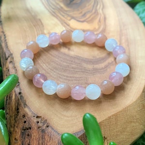 Sunstone, Moonstone & Rose Quartz Wrist Mala  //  Connection to the Divine Feminine - Goddess Energy -  Intuition