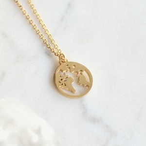 Gold world necklace, Earth pendant, gold delicate necklace, gold jewelry, travel necklace, gift travelers, world map, globetrotter necklace