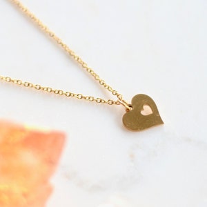 Gold Heart Necklace, gold necklace, minimalist necklace, heart necklace, gift for her, heart jewelry, gold stainless steel, Valentines Day