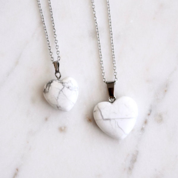 Howlite Heart Necklace, Crystal Necklace, Heart necklace, Howlite jewelry, Howlite gift, valentines day gift, lovers gift, healing necklace