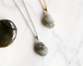 Labradorite Necklace, Drop Labradorite pendant, Stainless steel necklace, Gemstone Necklace, Labradorite Jewelry, Teardrop Crystal Necklace