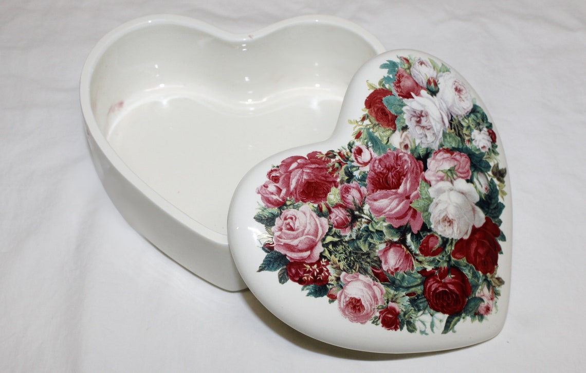 Ceramic Trinket Box Heart Shaped Lid Covered in Pink Roses Etsy