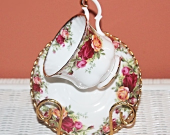 Vintage Royal Albert Old Country Roses Teacup & Saucer, Gold Gild Trim