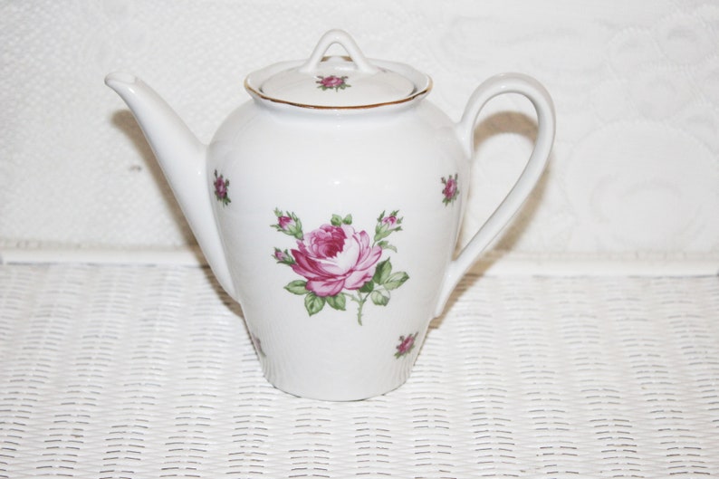 6oz Cups White German Porcelain Teapot White with 2 Large Pink Roses and Random Small Roses Hold 4