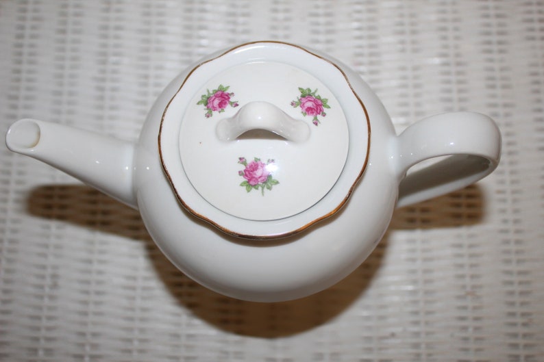 6oz Cups White German Porcelain Teapot White with 2 Large Pink Roses and Random Small Roses Hold 4