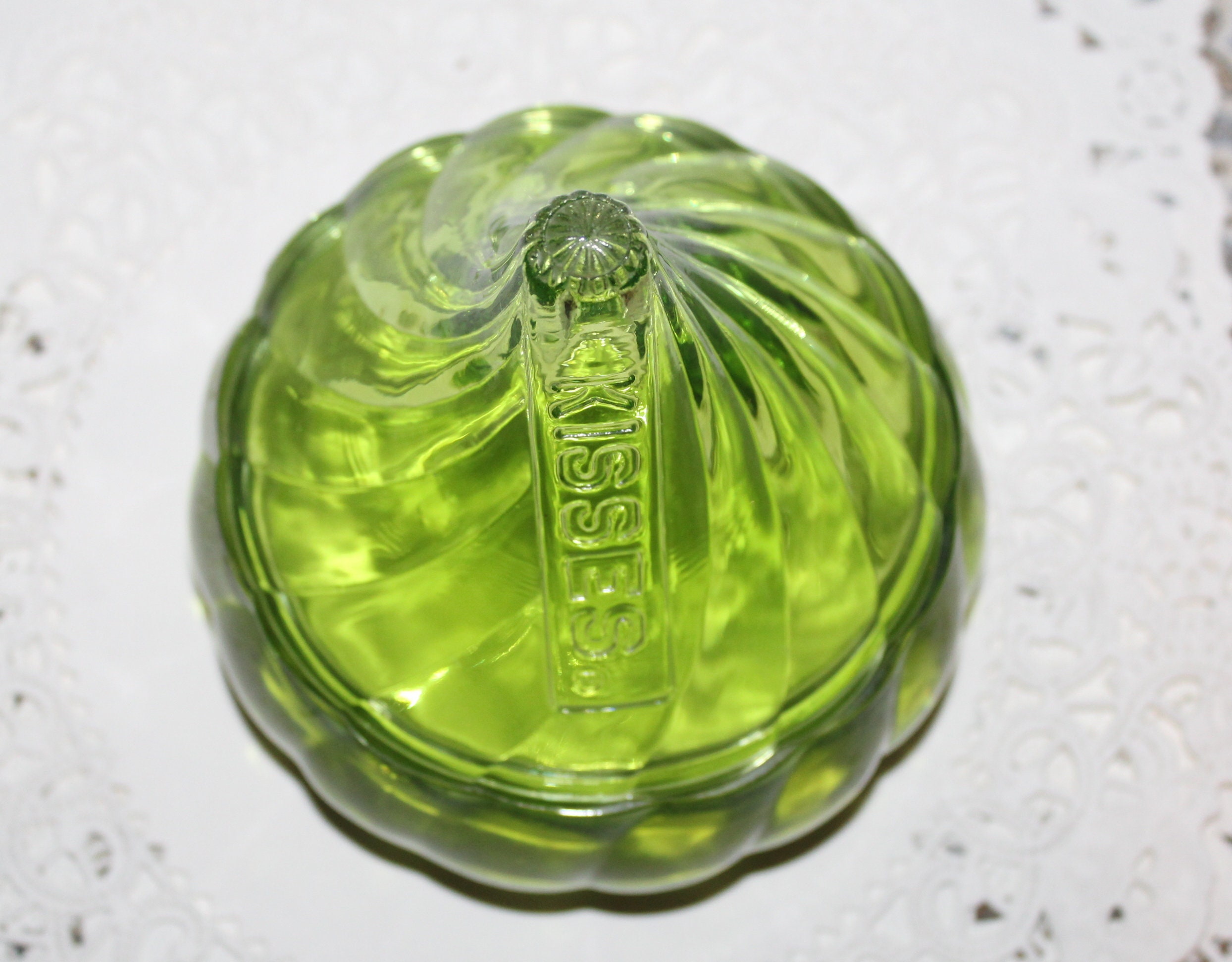 Vintage Hershey's Kisses Green Glass Candy Dish With Lid