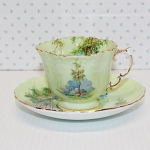 Vintage Aynsley Quatrefoil Teacup & Saucer in Green, Bluebell Time, Country Meadow Scene, Excellent condition, c1934-1950