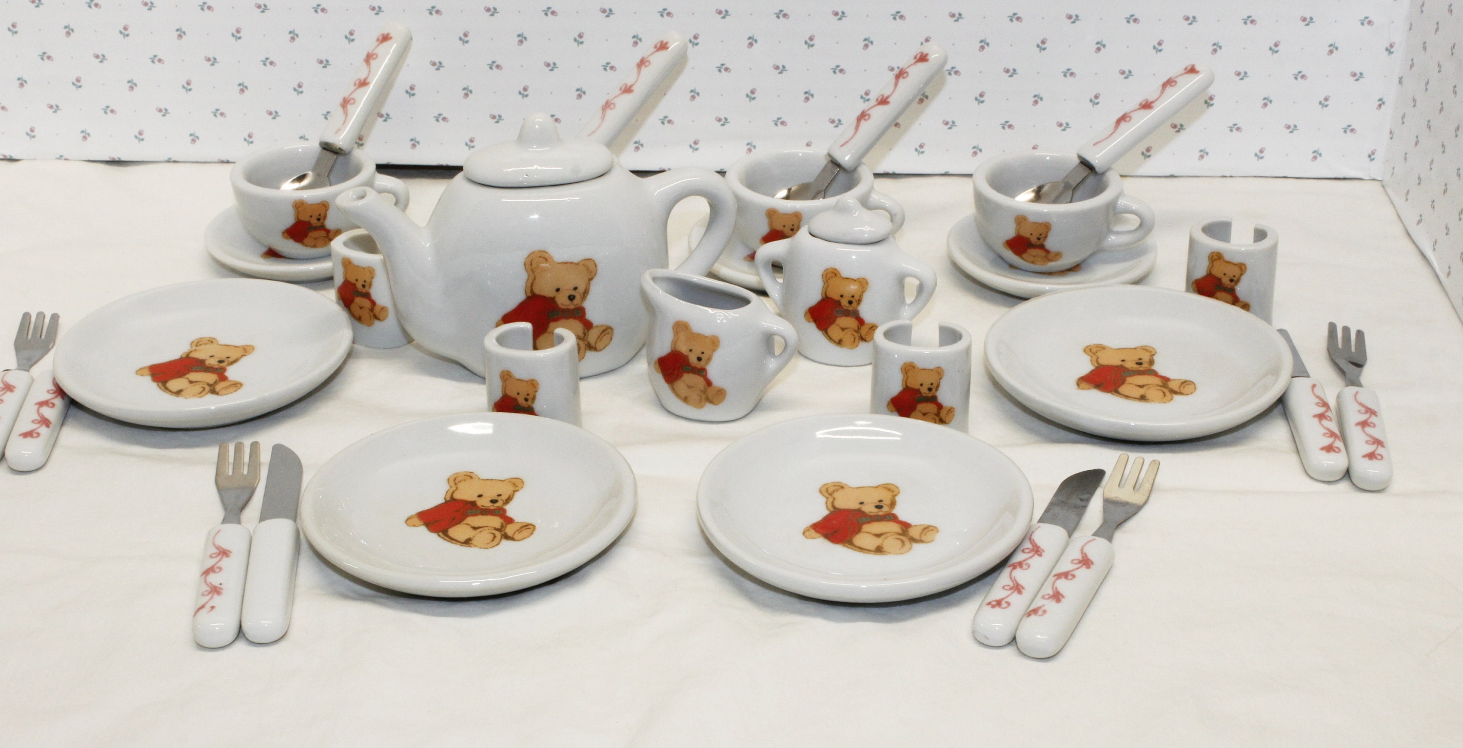 winnie the pooh porcelain tea set