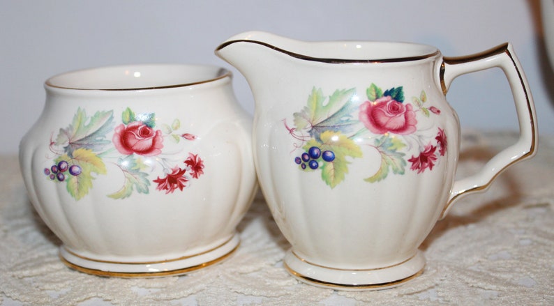 Creamer Jug /& Sugar Bowl Basket full of Flowers Pink Sadler Teapot Set Blue Yellow Basket of Flowers