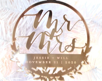 Adorno navideño personalizado cortado con láser para Sr. y Sra., personalizado, recuerdo, regalo de bodas, Sr. y Sra., Sr. y Sra., primera Navidad, recién casados