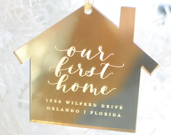 Nuestro primer adorno de Navidad personalizado para el hogar, regalo de recuerdo, regalo de inauguración de la casa, presente personalizado, casa, corte láser, idea de regalo