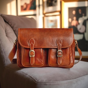Leder Umhängetasche, italienische Umhängetasche aus echtem Leder. Perfektes Geschenk für Sie und Ihn