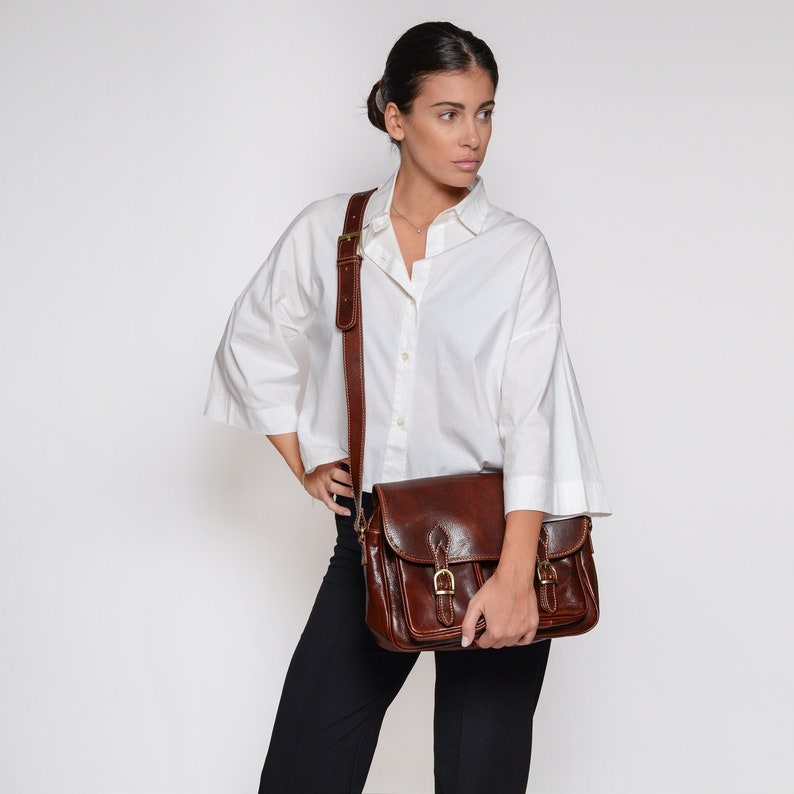 Leather Messenger Bag, Crossbody Bag for Men and Women,