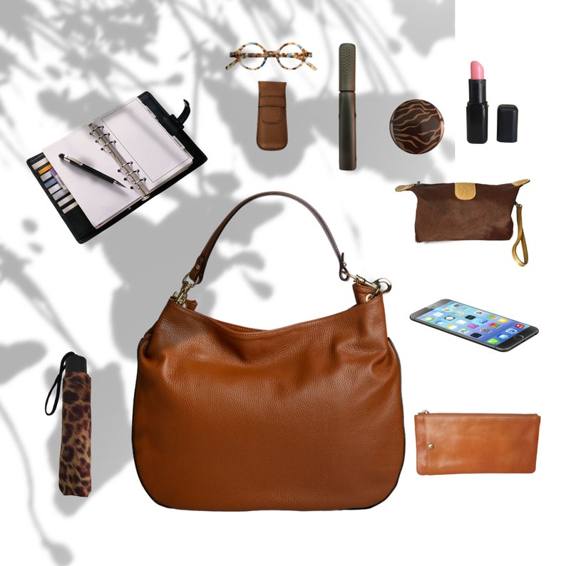 Leather Hobo Bag, Italian Handbags for Women, with zipper and Gold Hardware. Elegant Shoulder Bag, Unique handmade gift