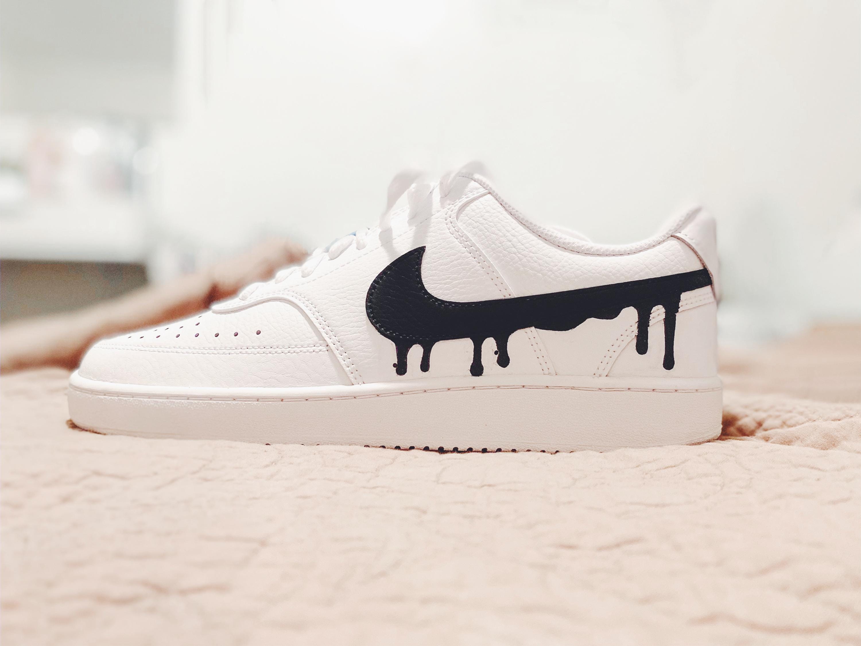 nike air force 1 logo change