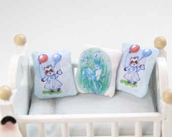 Miniature character pillow - 1:12 tiny living room