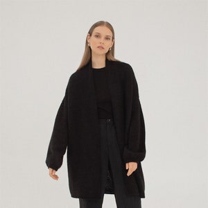Furry top black cardigan