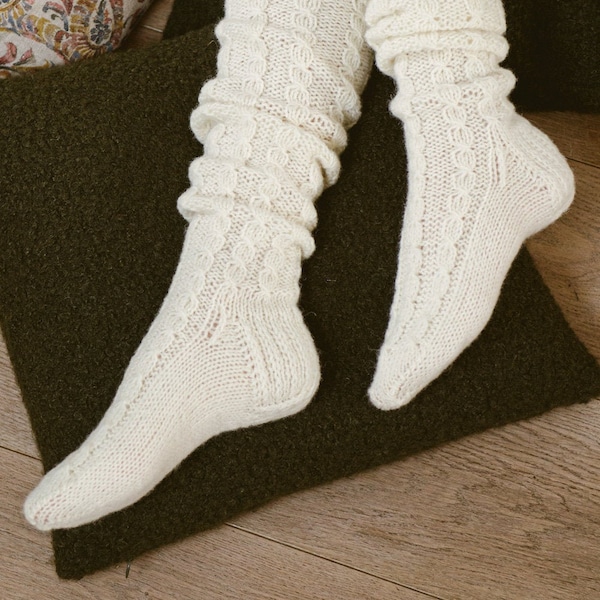 Weiße natürliche Wolle Socken, Frauen hohe Kniesocken, Vintage Wolle lange Socken, Gestrickte Wollstiefel Socken, stricke enge hohe Socken