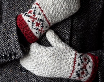 Hand Knitted Organic Wool Mittens: Nordic Winter Gloves