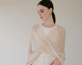 Luxe bruiloft Cape sjaal, lichte bruids wrap sjaal, witte Mohair Cape, bruids mohair cover-up, elegante bruiloft gebreide schouderophalen/MAGNOLIA