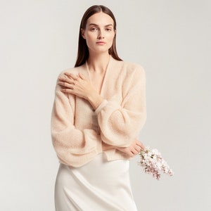 Luxurious Wedding Cape Shawl, Light Bridal Wrap Shawl, White Mohair Cape, Bridal Mohair Cover up, Elegant wedding knitted Shrug/ DANIELLA