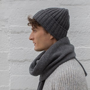 Écharpe longue en laine pour homme, écharpe chaude en laine mérinos pour homme, écharpe gentleman, cadeau réconfortant pour petit ami, cadeau d'anniversaire unique pour lui, accessoires homme grey