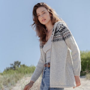 Nordic trui met capuchon voor dames, jack met rits, vest Fair Isle Nordic patroon, gebreide wollen trui, trui van biologische wol / MEYA