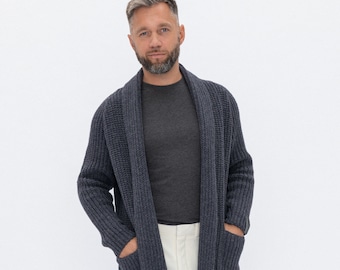 Handgefertigte Strickjacke für Männer, Dunkelgrau Farbe Open Front Pullover im skandinavischen Stil, Reine Merinowolle Strickjacke für Papa BENJAMIN