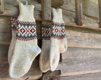 Listo para enviar calcetines de invierno cálidos de punto, calcetines de botas de estilo escandinavo tejidos a mano, calcetines de lana Handgestrickte Socken