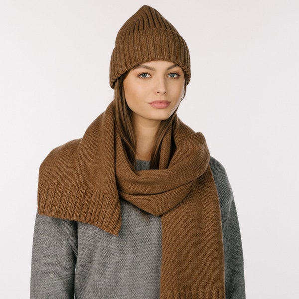 Bonnet tricoté en laine mérinos pour femme, Bonnet en laine naturelle, Bonnet d'hiver en cachemire, Bonnet d'hiver chaud tricoté à la main, Accessoires de tête de femme en laine