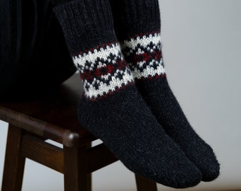 Ready to Ship Knitted Warm Winter Socks, Hand Knitted Scandinavian Style Boots Socks, Handgestrickte Socken Woolen Socks for Christmas Gift