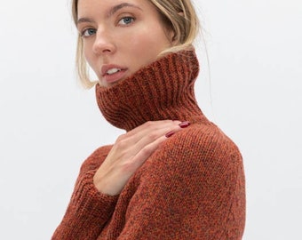 100% Merino Wolle Damen Rollkragenpullover in Terracotta Farbe, Leichter Merino Pullover, Langarm Rollkragen Top / COLETTE