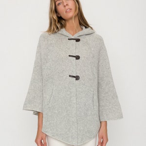 Plus Size Womens Merino Poncho, Poncho en laine avec capuche, Poncho chaud gris tricoté DROP / graphite melange light