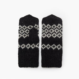 Black Vintage Natural Wool Mittens, Unisex Winter Mittens, Hand Knitted Christmas Gift, Woolen Accessories image 6