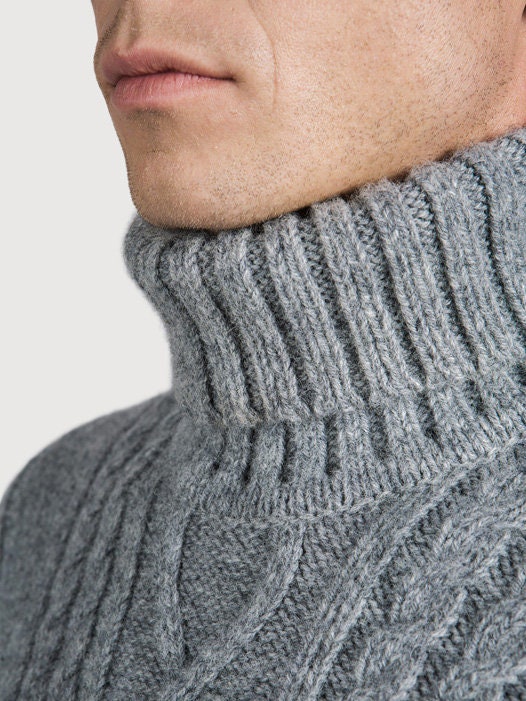 ARTFFEL Men Plus Size Turtleneck Leopard Print Knitting Relaxed Fit Pullover Sweater