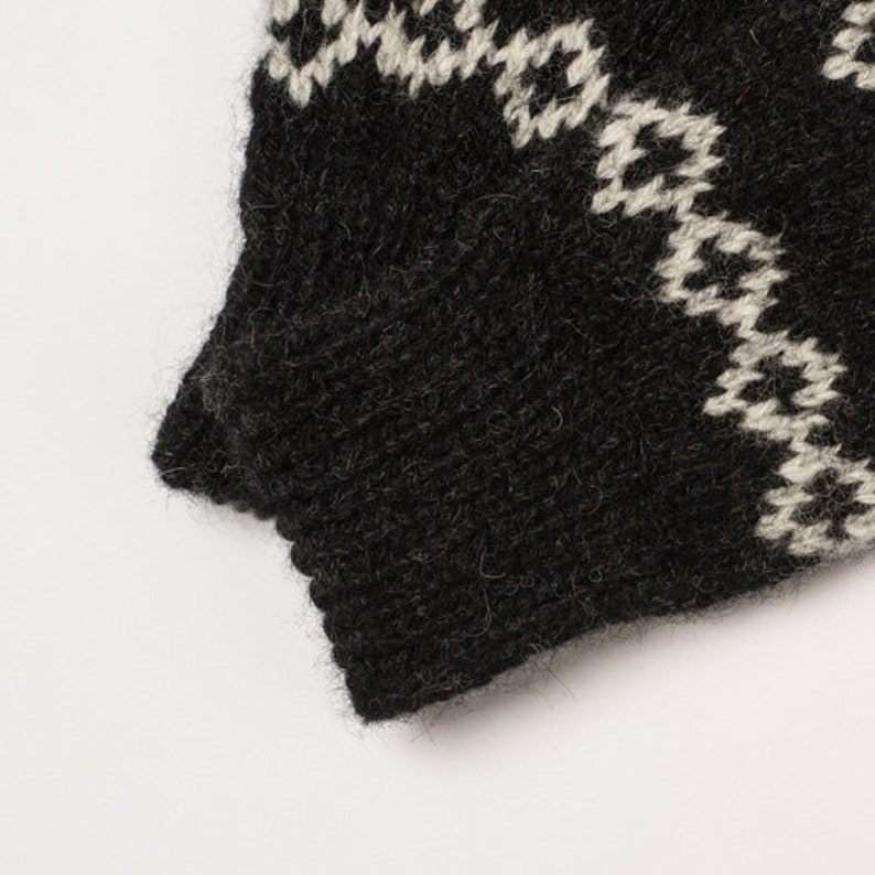Schwarze Vintage Naturwolle Handschuhe, Unisex Winterhandschuhe, handgestricktes Weihnachtsgeschenk, Wollaccessoires Bild 5