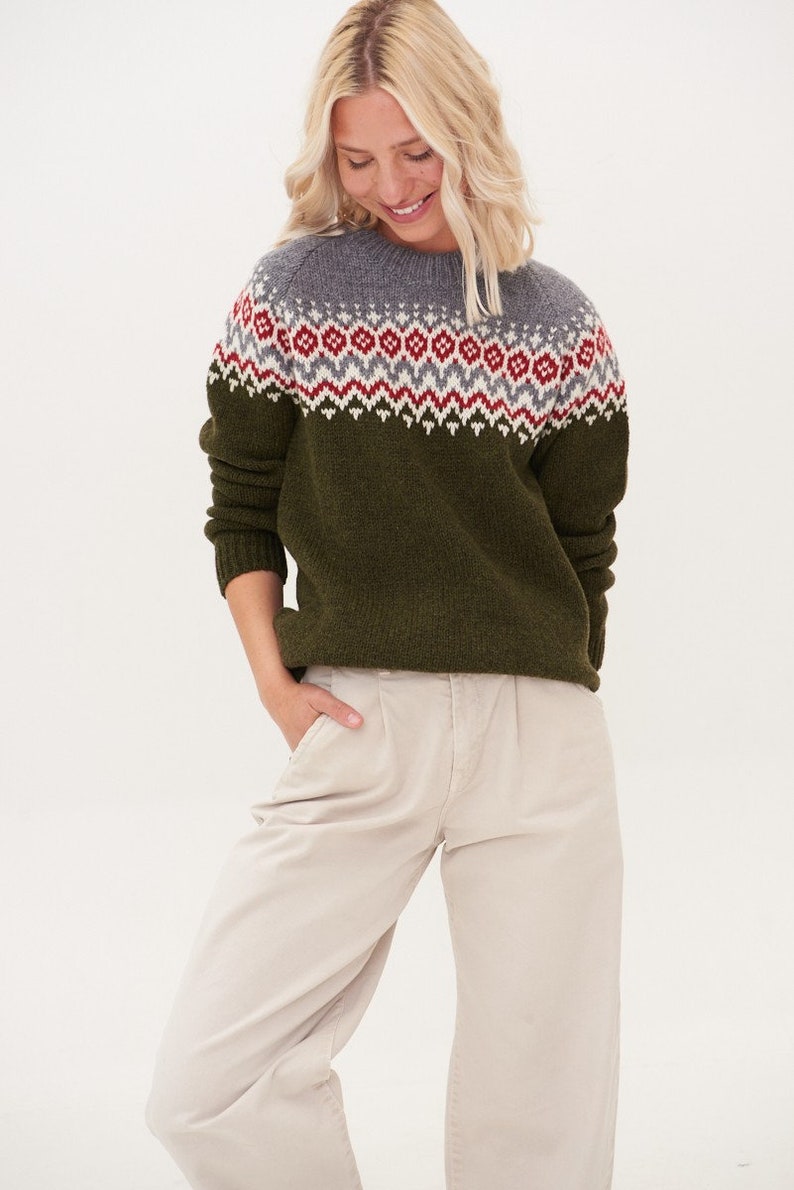 Simple Womens Green Pullover Knitted Woolen Sweater in Scandi Style TORI Nordic Merino Wool Jumper